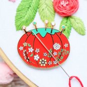 Flamingo Toes Needle Minder - Vintage Tomato Pin Cushion THUMBNAIL