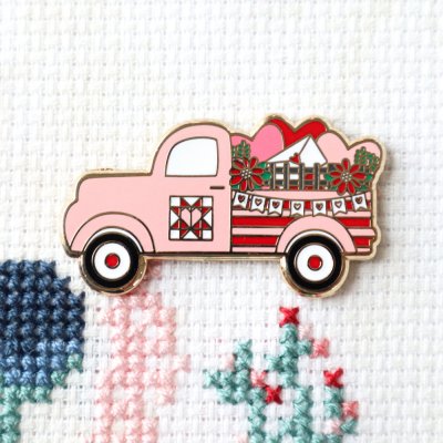 Flamingo Toes Needle Minder - Valentine's Vintage Truck MAIN