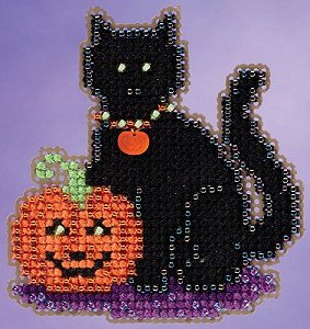 Ornament Series 2015 Autumn Harvest - Wendy's Cat MAIN