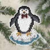 Ornament Series 2009 Winter Holiday - Proud Penguin THUMBNAIL