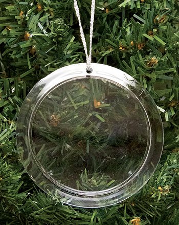 Acrylic Ornament Frame MAIN