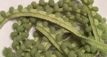 Dames of the Needle - Mini Pom Pom - Newt's Eye MAIN