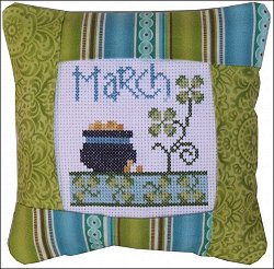 Pine Mountain Designs - Small Pillow Kit - March MAIN