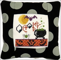 Pine Mountain Designs - Small Pillow Kit - October MAIN