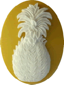 Kelmscott Designs Needle Minder - Pineapple THUMBNAIL