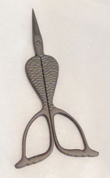 Mermaid Scissors - Primitive (Black) MAIN