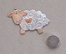 Puffin & Company Magnetic Needle Nanny - Sheep THUMBNAIL