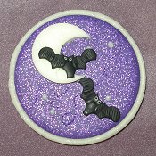 Stoney Creek Needle Minder - Batty Moon (Glow-In-The-Dark) THUMBNAIL