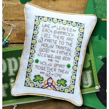 Prefinished Pillow Sham - 14ct Aida - Irish (Winter 2023) MAIN