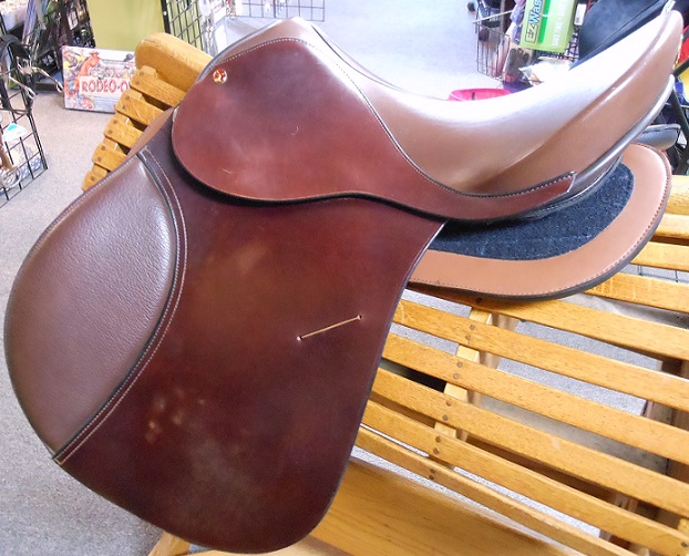 ReactorPanel Cross Functional Saddle LARGE