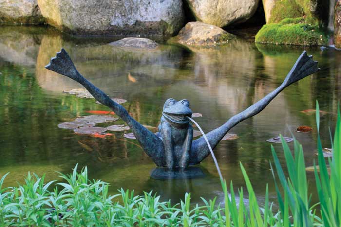 Crazy Legs Frog Poly Resin Spitter w/pump for Water Gardens & Ponds THUMBNAIL