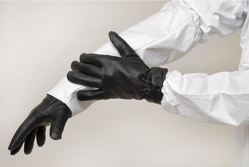 Wildlife Traps, Nets, & Supplies / Animal Handling Gloves and