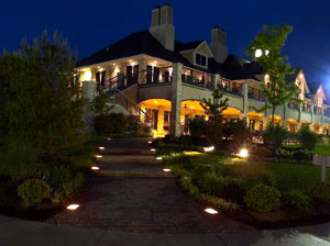 WALKWAY, PATIO, & DRIVEWAY LIGHTS - LOW VOLTAGE