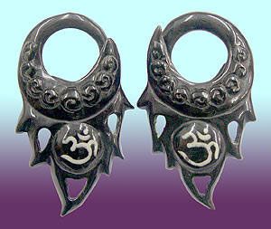 WB2069 Horn Ear Design Pair MAIN