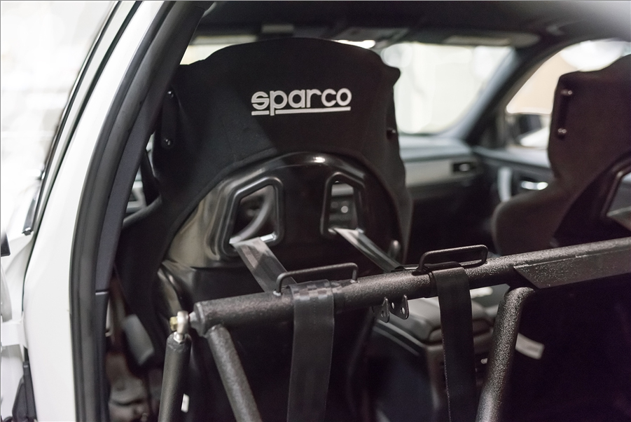 Brey Krause Harness Mount Bar, BMW E90/E92 Coupe SWATCH