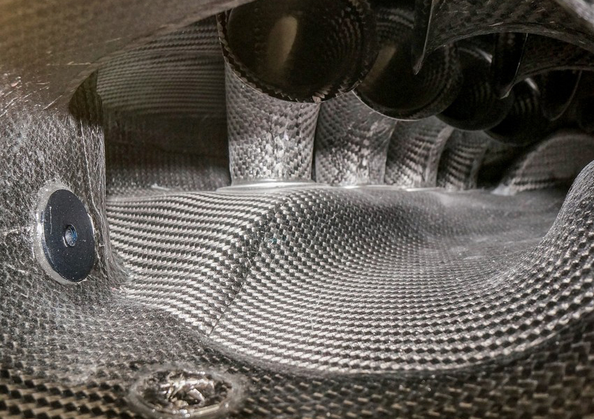 Karbonius Carbon Fiber Airbox,  M-Style, BMW E90/E92 M3 SWATCH