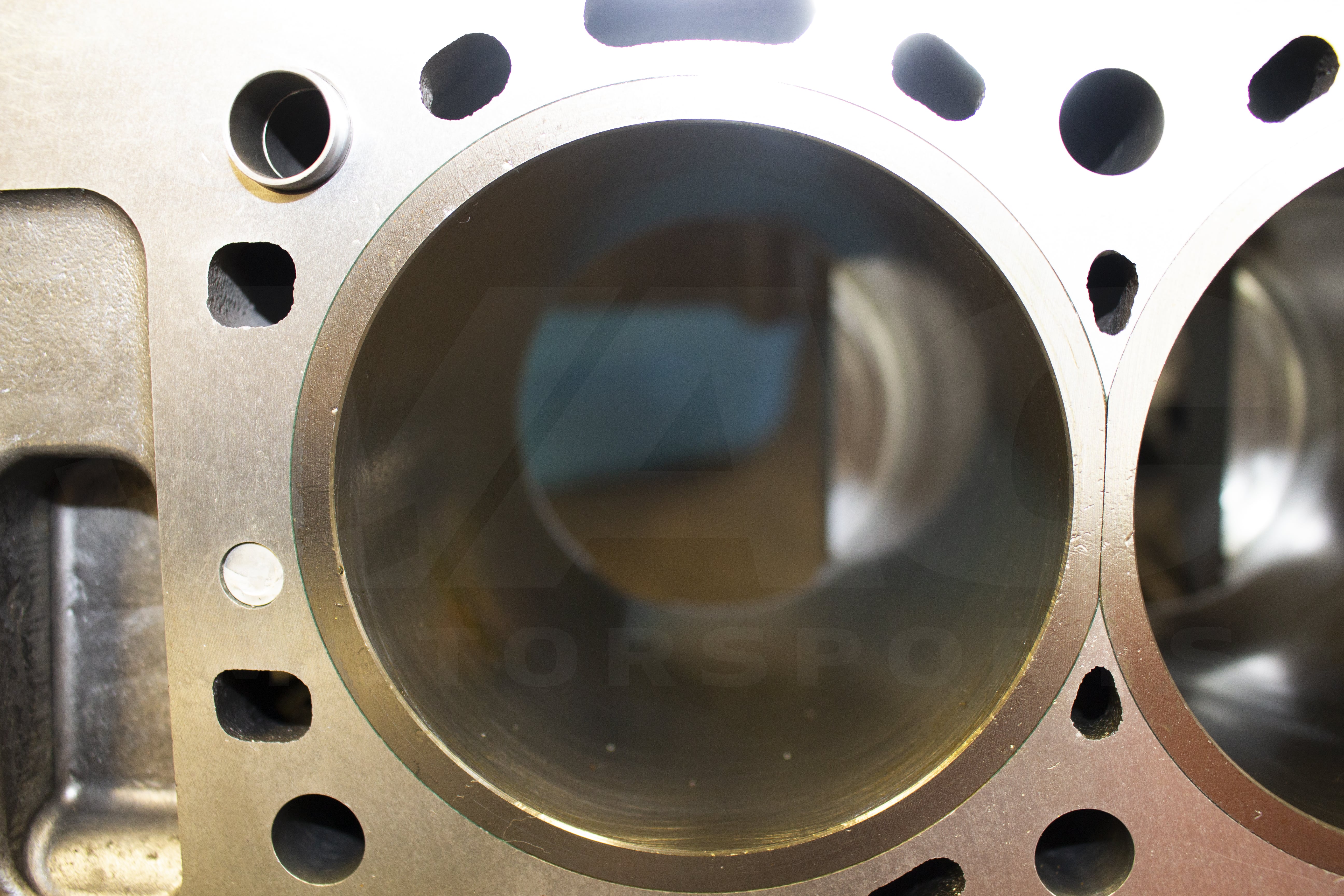 VAC S63 N63 Block Sleeving cylinder sleeve Service