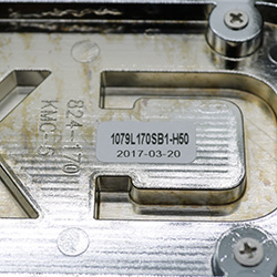 KMC XD SERIES 1079L170SB1-H50 CENTER CAP SWATCH