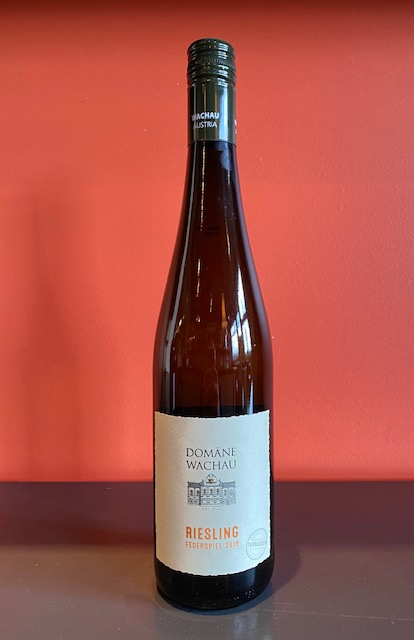 2018 Domane Wachau Riesling MAIN
